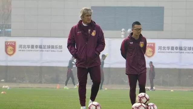 第36分钟，科瓦西奇外围尝试一脚远射，打高了。